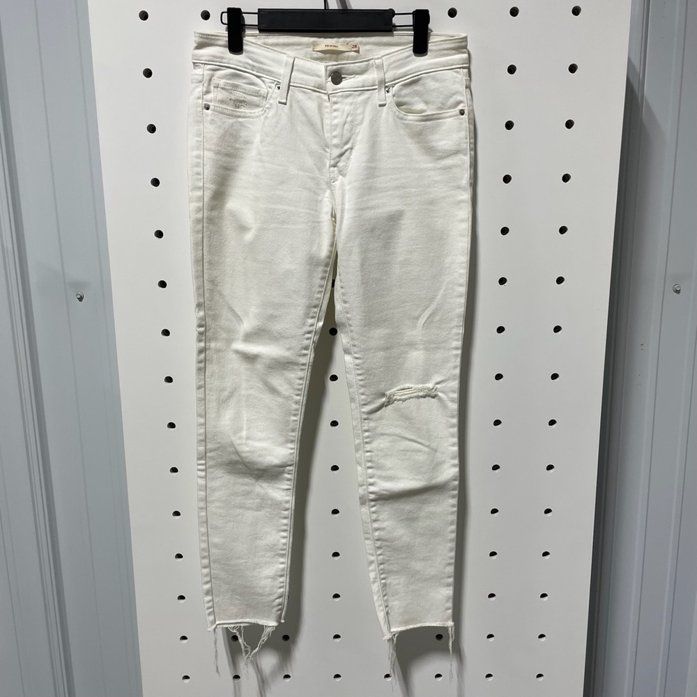 Levi's Women White Ankle Frayed Hem Jeans Size 28